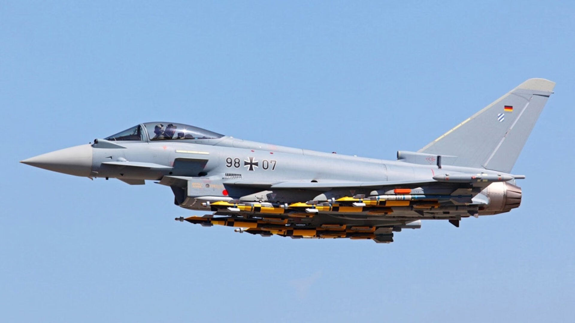 LeyuSports-德甲白热战：攻防转换的极致演绎