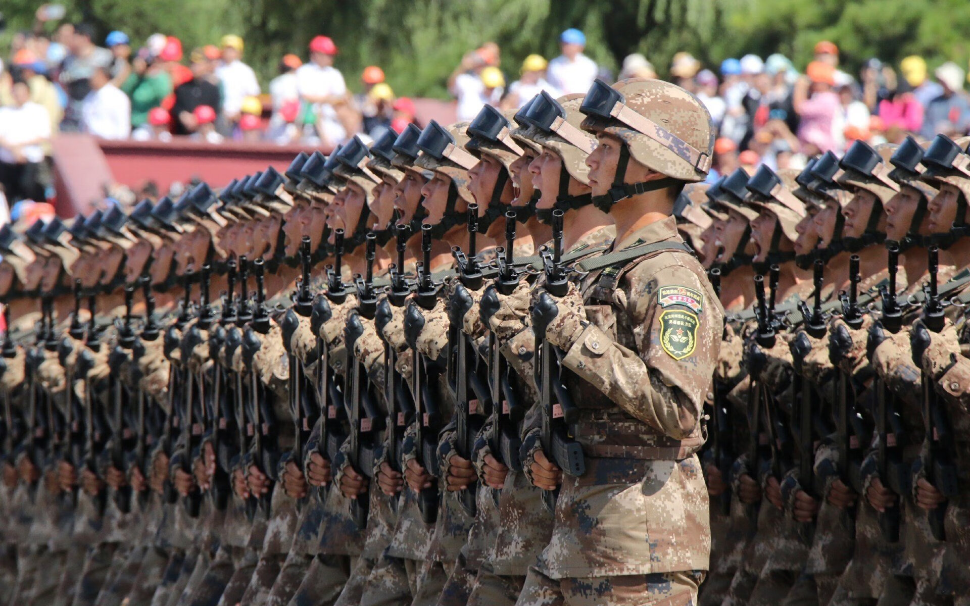 乐鱼vip-快攻反击节奏快，防守布局冷静，快攻防守人犯规