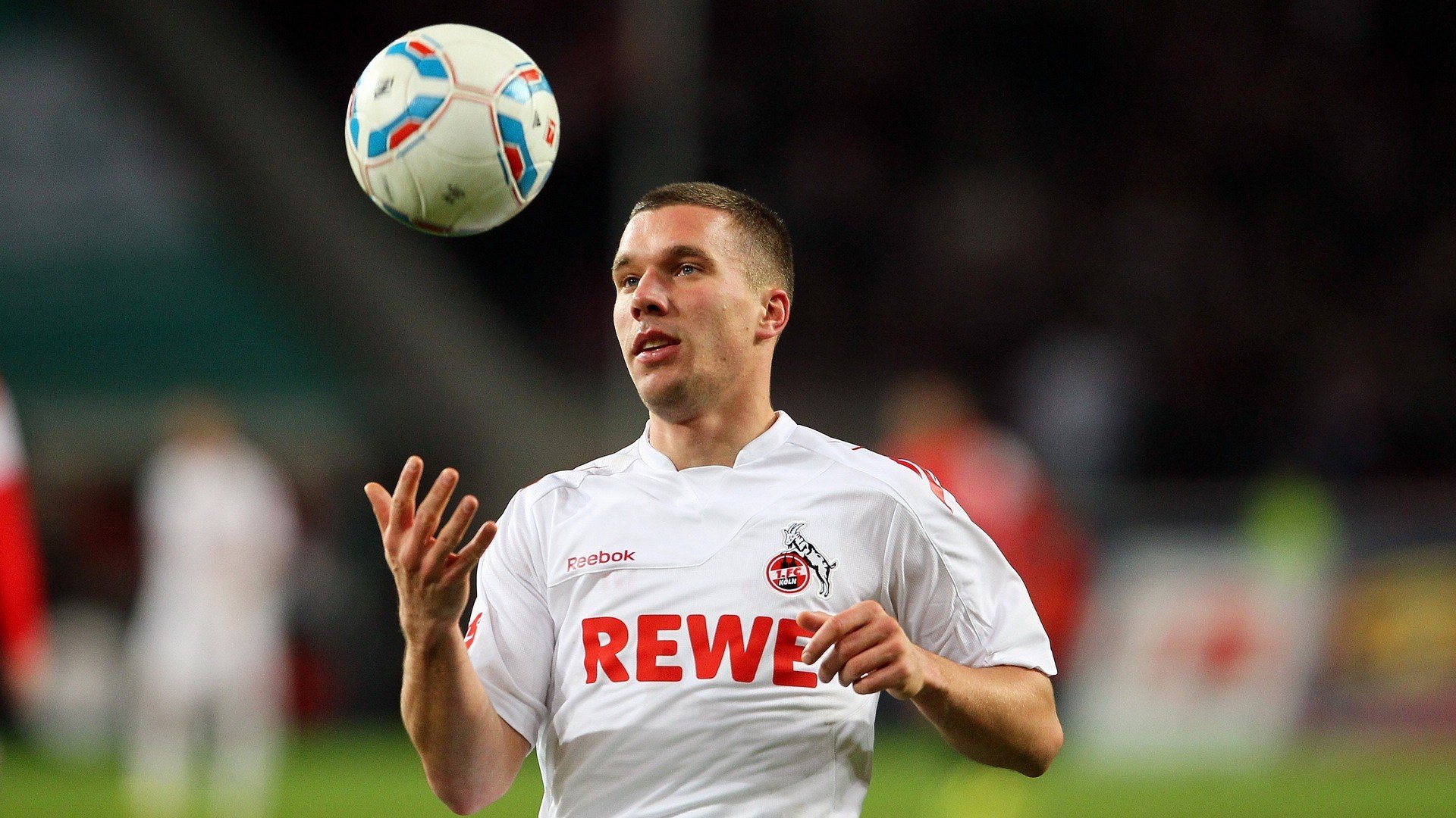 Leyu Sport登录入口-覃海洋精准转身成夺冠关键，覃海洋照片