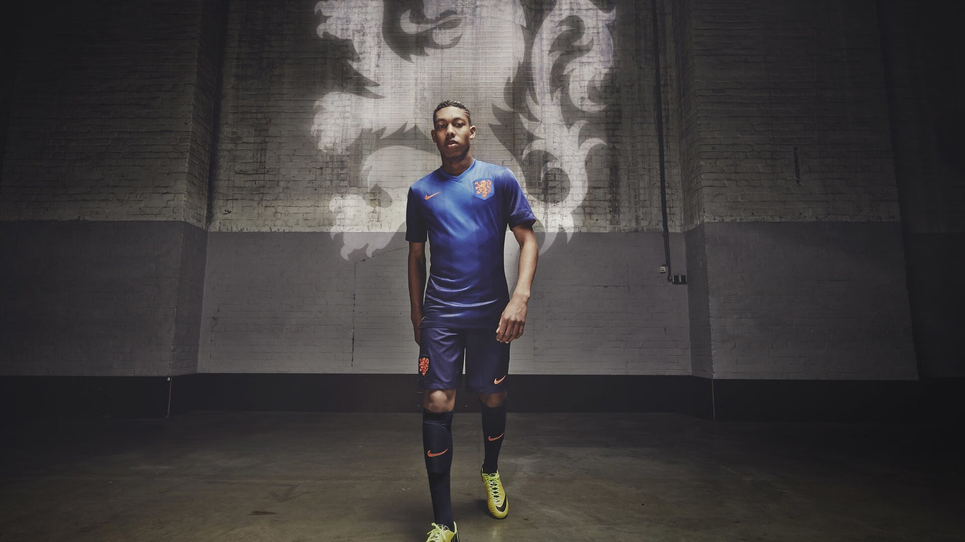 今日英超比赛盘口赔率数据分析推荐，今日英超足球比赛